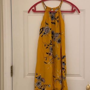 Girl’s floral summer dress!